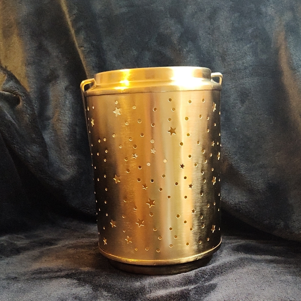 Gold Star Metal Candle Holder